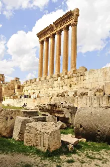 Middle East History Drucke: The six remaining columns of the Temple of Jupiter