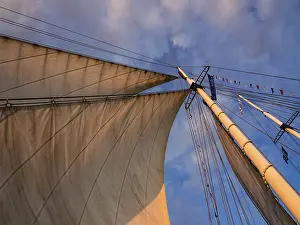 Northern Germany Harbor Drucke: Rigging of a sailing ship
