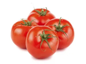 Studio Shot Of Tomatoes Drucke: Four ripe tomato isolated on white background