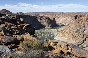 Orange River Landscape Drucke: River bed and dump on the Orange River