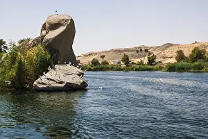 Nile River Landscape Drucke: River landscape of the Nile and rocks