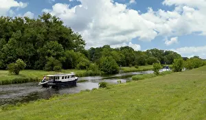 Central Europe River Course Drucke: River in the Lower Oder Valley National Park