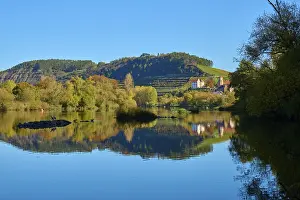 Autumn In Bavaria Drucke: River, Main, Trees, Castle, Reflection