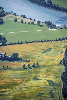 Mre Og Romsdal County Landscapes Drucke: River Rauma and fields, Andalsnes
