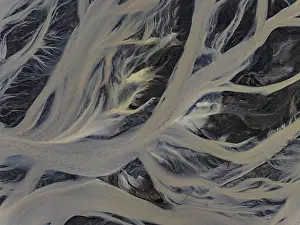 Wild River In Iceland Drucke: River, river course, river delta