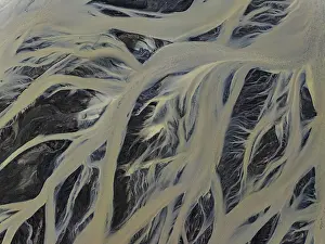 Wild River In Iceland Drucke: River, river course, river delta