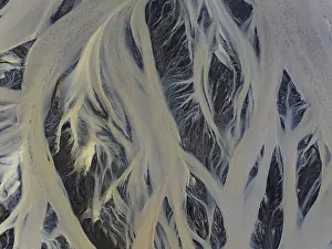 Wild River In Iceland Drucke: River, river course, river delta