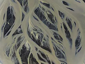 Wild River In Iceland Drucke: River, river course, river delta