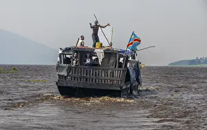 Congo Riverboat Drucke: Riverboat on the Congo river, DR Congo