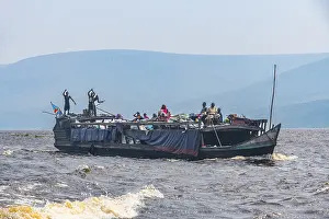 Congo Riverboat Drucke: Riverboat on the Congo river, DR Congo