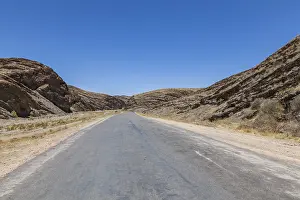 African Mountain Range Drucke: Road C14 on the road, Namibia