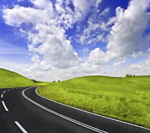 Long Distance Road Transport Drucke: Road and cloudy sky