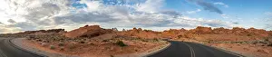Red Sandstone Formations Drucke: Road between red sandstone formations