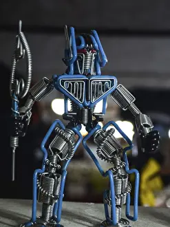 Industrial Automation Drucke: The robot is assembled from springs and wire