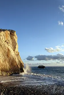 Southeastern Europe Coastal Scene Drucke: Rock of Aphrodite
