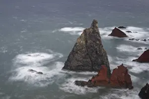 Rock Formations Atlantic Ocean Drucke: Rock formations in the Atlantic Ocean