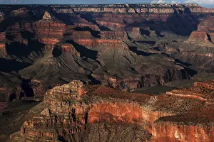 Evening Light At The Grand Canyon Drucke: Rock formations in the evening light