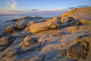 Sculpted Rock Formations Drucke: Rock formations in the evening light