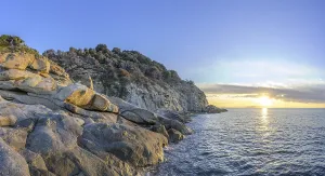 Tuscany Rocky Landscapes Drucke: Rock formations in the evening light