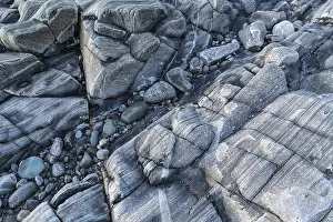 Norwegian Coastal Scenery Drucke: Rock structures on the coast, Soroya
