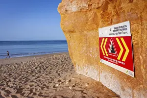 Unstable Cliffs Portugal Drucke: ROCKFALL UNSTABLE CLIFFS