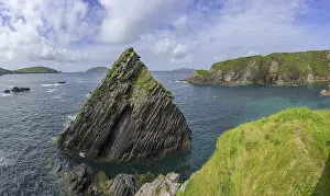 Munster Province Landscapes Drucke: Rocks and cliffs at Dunquin pier