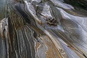 Verzasca River Switzerland Drucke: Rocks, rock structures, clear water
