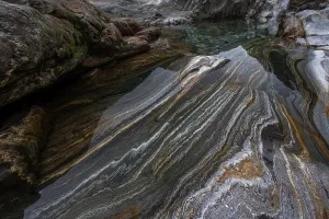 Verzasca River Switzerland Drucke: Rocks, rock structures, clear water