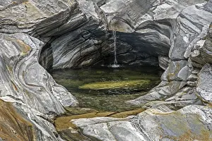 Verzasca River Switzerland Drucke: Rocks, rock structures, Verzasca River