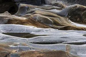 Verzasca River Switzerland Drucke: Rocks, rock structures, Verzasca River