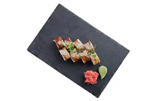 Fresh Fish Dish Drucke: Rolls with eel isolated on white background