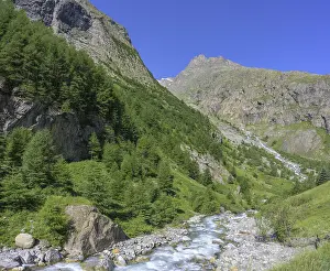 Western Europe Water Scene Drucke: Romanche valley with river of the same name