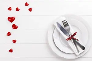 White Wooden Table Decoration Drucke: Romantic table setting on white wooden table