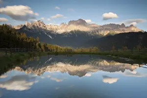 Dolomites Evening Light Drucke: Rosengarten, evening light, reflection in lake