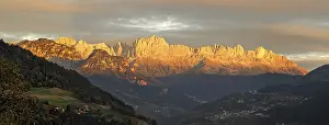 Dolomites Evening Light Drucke: Rosengarten mountain range at sunset