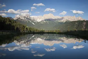 Drucke von Rosengarten, Spiegelung in einem See, Dolomiten, Provinz Südtirol, Italien Treviso Drucke: Rosengarten, Spiegelung in einem See.