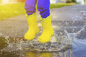 Rubber Boots Drucke: My rubber-booted feet are Bouncing in a puddle