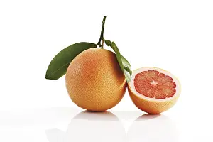Deserted Fruit Drucke: Ruby Red Grapefruit