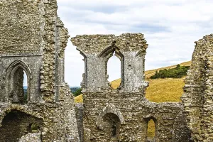 Drucke von Ruinen von Corfe Castle, Wareham, Dorset, England, Vereinigtes Königreich Wareham Drucke: Ruinen von Corfe Castle, Wareham