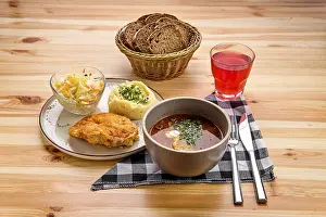 Mashed Potato Recipe Drucke: Rustic dinner, chicken fillet in breading