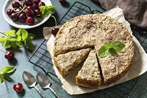 Country Style Breakfast Ideas Drucke: Rustic pie with cottage cheese