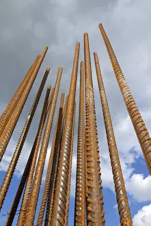 Construction Site Safety Drucke: Rusty rebar