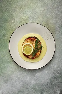 Fried Salmon Drucke: Salmon steak, fried, mashed potatoes