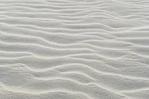 Coastal Texture Images Drucke: Sand drifts, wave structures in light sand