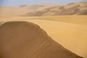 Travel Photography Namibia Drucke: Sand dunes in the evening light