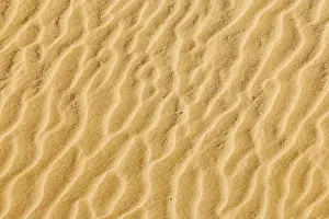 Empty Desert Landscape Photo Drucke: Sand texture pattern in desert