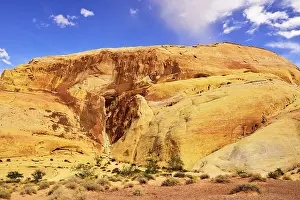 Eroded Sandstone Rocks Drucke: Sandstone cliffs, The White Domes