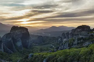 Sandstone Formations Drucke: Sandstone formations at sunset