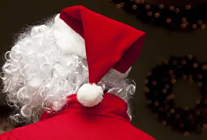 Red Santa Hat Drucke: Santa, viewed from behind