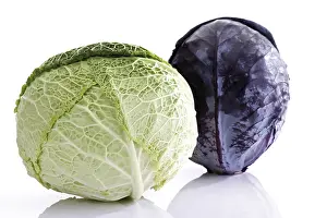 Natural Food Ingredients Drucke: Savoy cabbage and red cabbage
